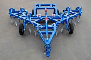 ПЛУГ ЧИЗЕЛЬНЫЙ ПОЛУНАВЕСНОЙ ПЧП